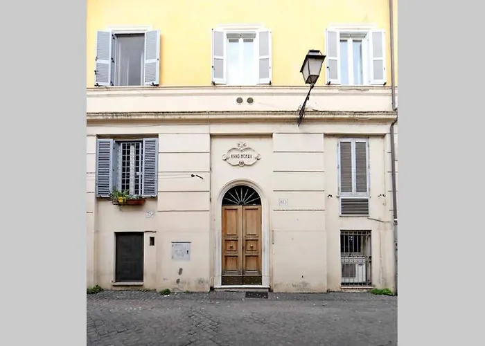 Bright Cozy Trastevere * Rome